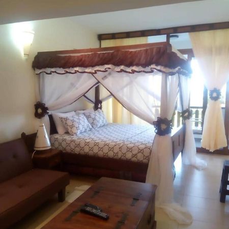 Golden Sands Resort Diani Beach Ngoại thất bức ảnh