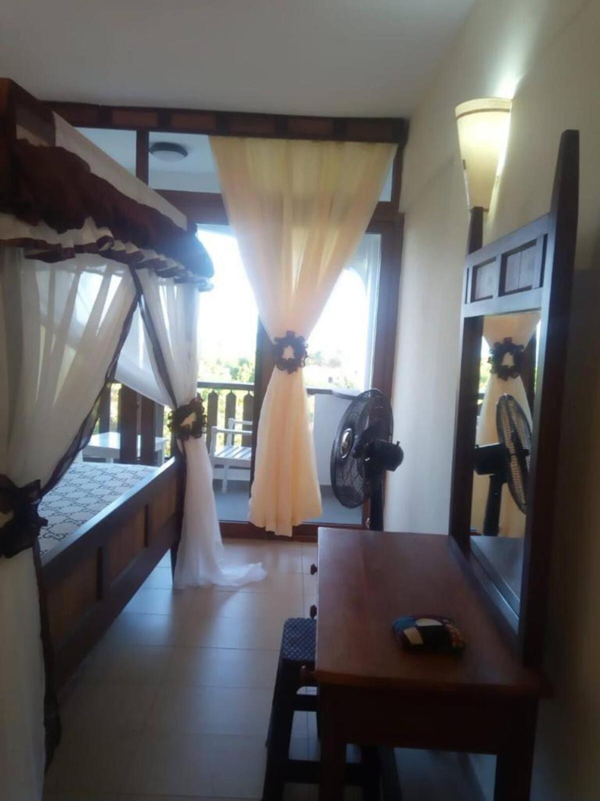 Golden Sands Resort Diani Beach Ngoại thất bức ảnh